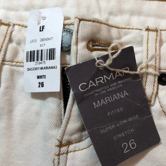 LF Carmar White Shorts - Picture 3 of 3